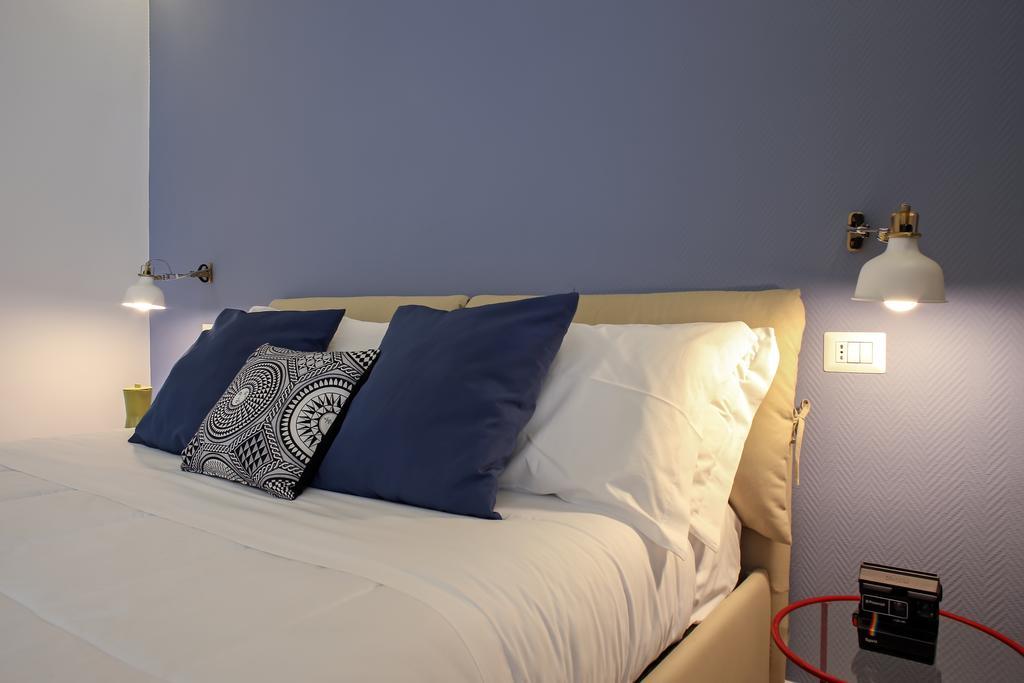 Starhost - Petit B&B サレルノ エクステリア 写真